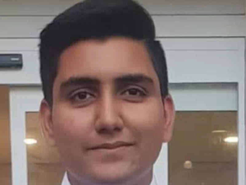 Sfondano l’occhio a un coetaneo, gli aggressori ancora a piede libero