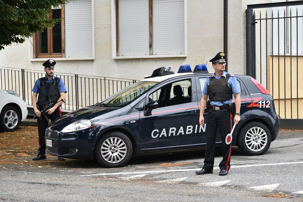 Picchia il figlio, arrestato imprenditore orceano