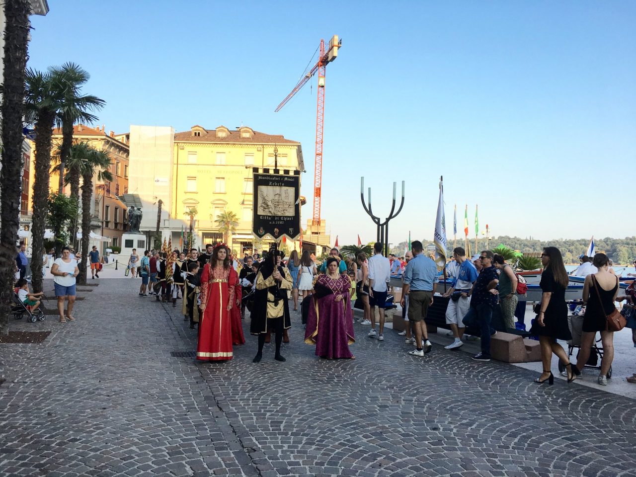 Palio delle bisse: atto finale nelle acque del golfo di Salò