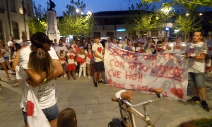 Un flash mob d'amore contro la malattia di un giovane papà