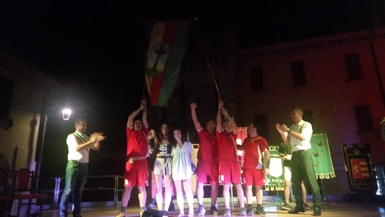Zeona vince per la prima volta il Palio di Urago