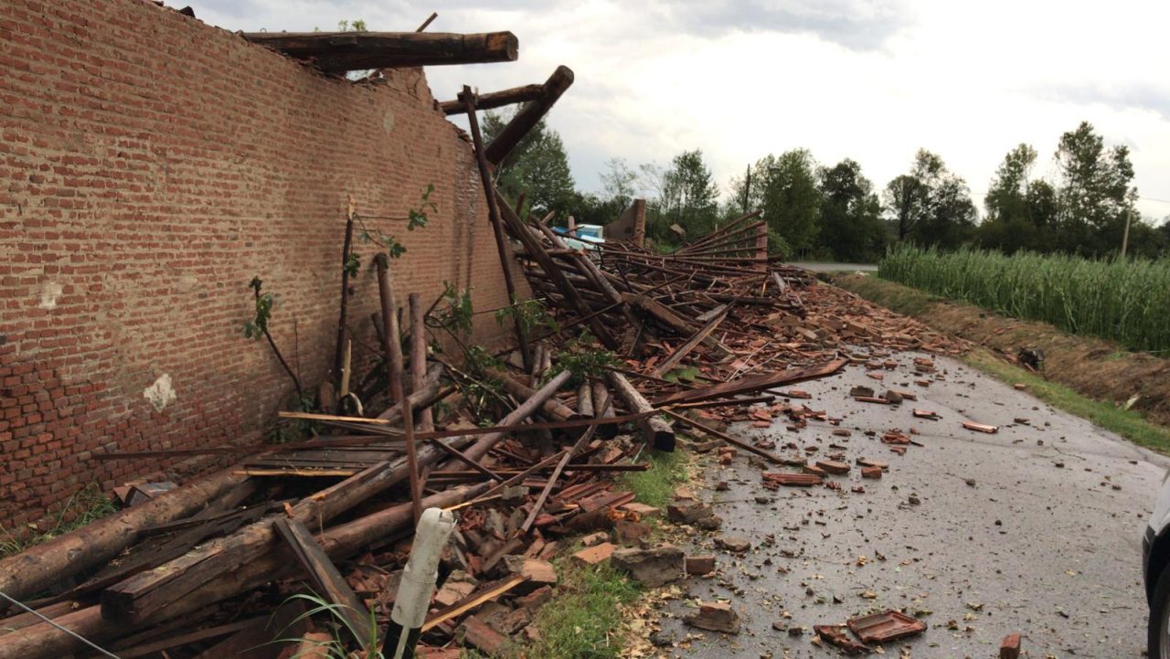 Nuova ondata di maltempo, danni ingenti ad Azzano e Capriano