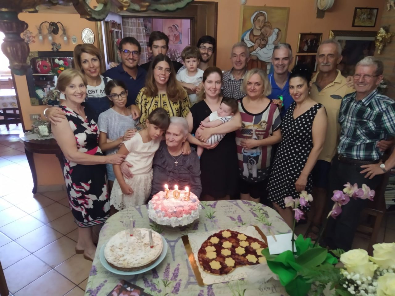 Nonna Armida Carbone ha spento 103 candeline VIDEO