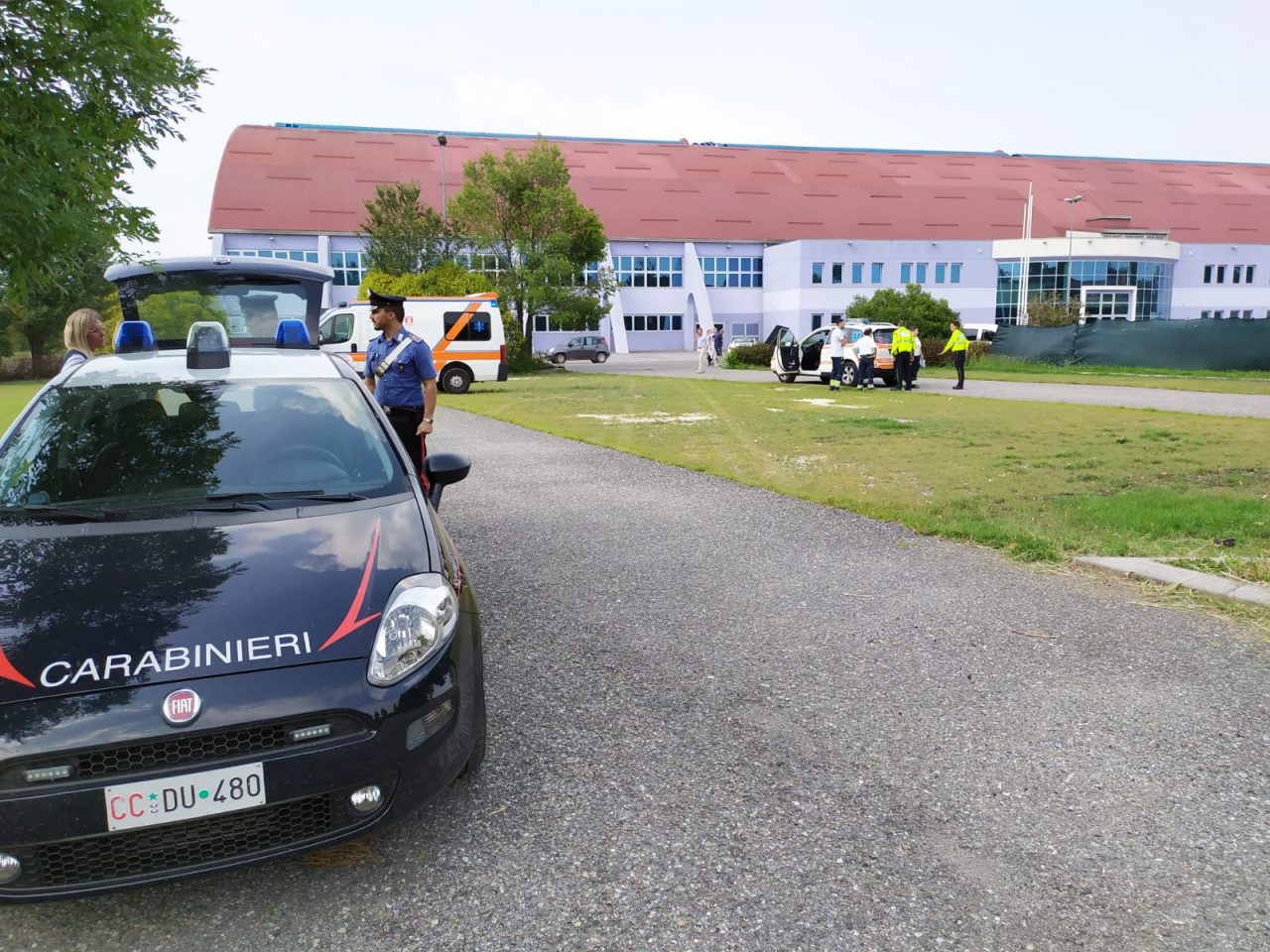 Paurosa caduta da cavallo: grave un fantino 56enne