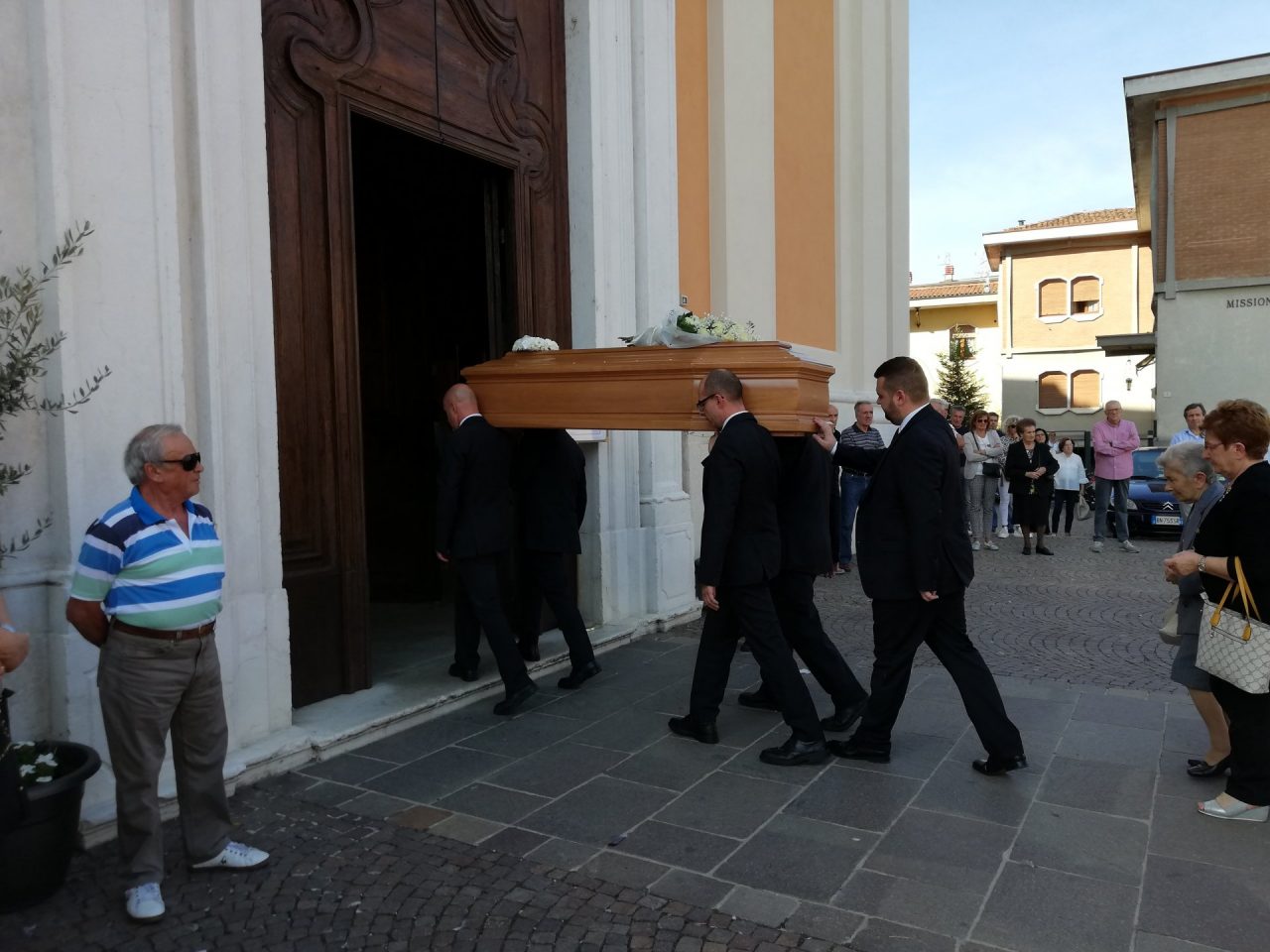 A Verolavecchia l’ultimo saluto a Prati