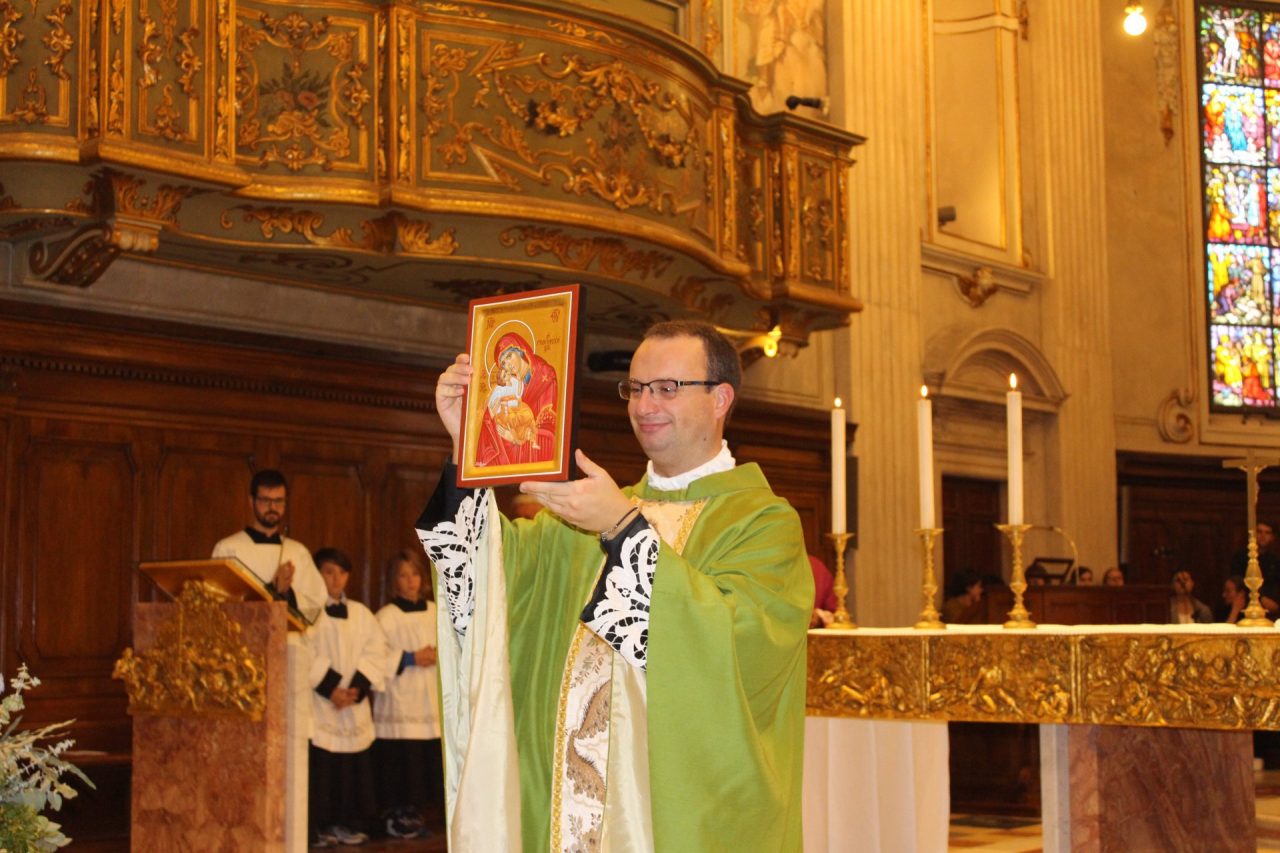 Emozioni a Bagnolo per il saluto a don Gabriele