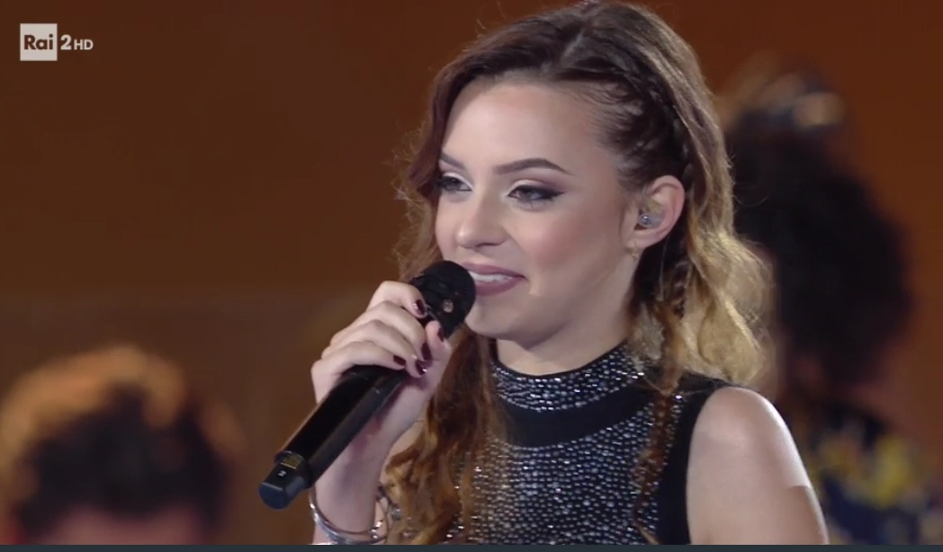 La cazzaghese Debora Manenti trionfa al Festival di Castrocaro