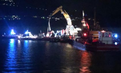 Giallo del Sebino: dopo ore di lavoro l’auto di Tilotta riemerge VIDEO