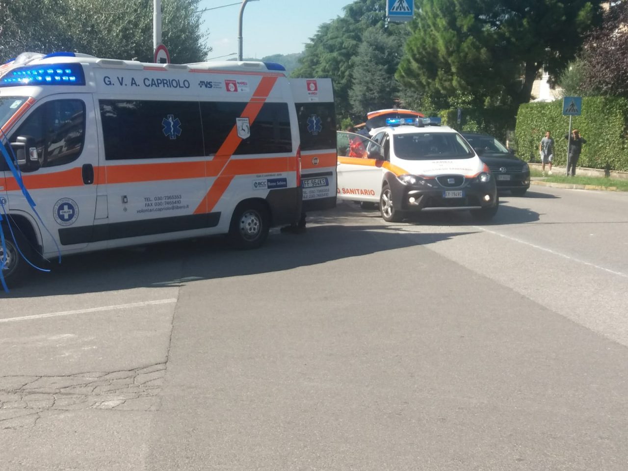 Pedone investito sulla provinciale: ambulanza a Capriolo