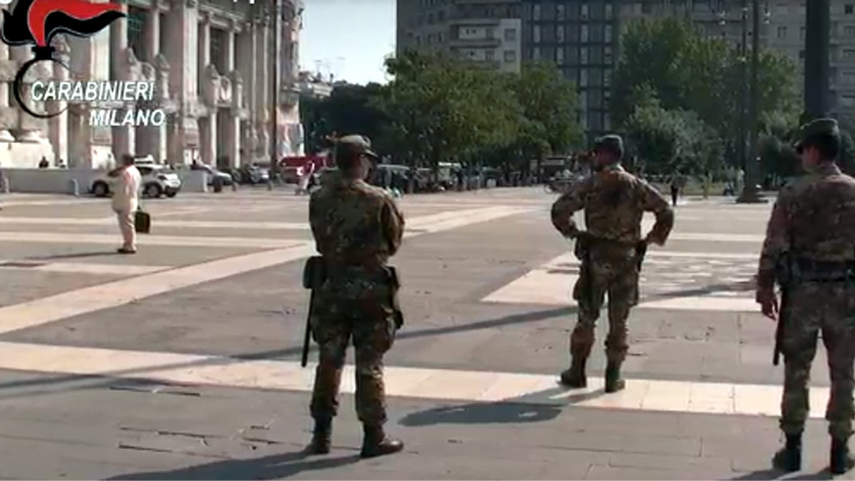 Yemenita tenta di uccidere un militare: “Volevo il paradiso di Allah” VIDEO