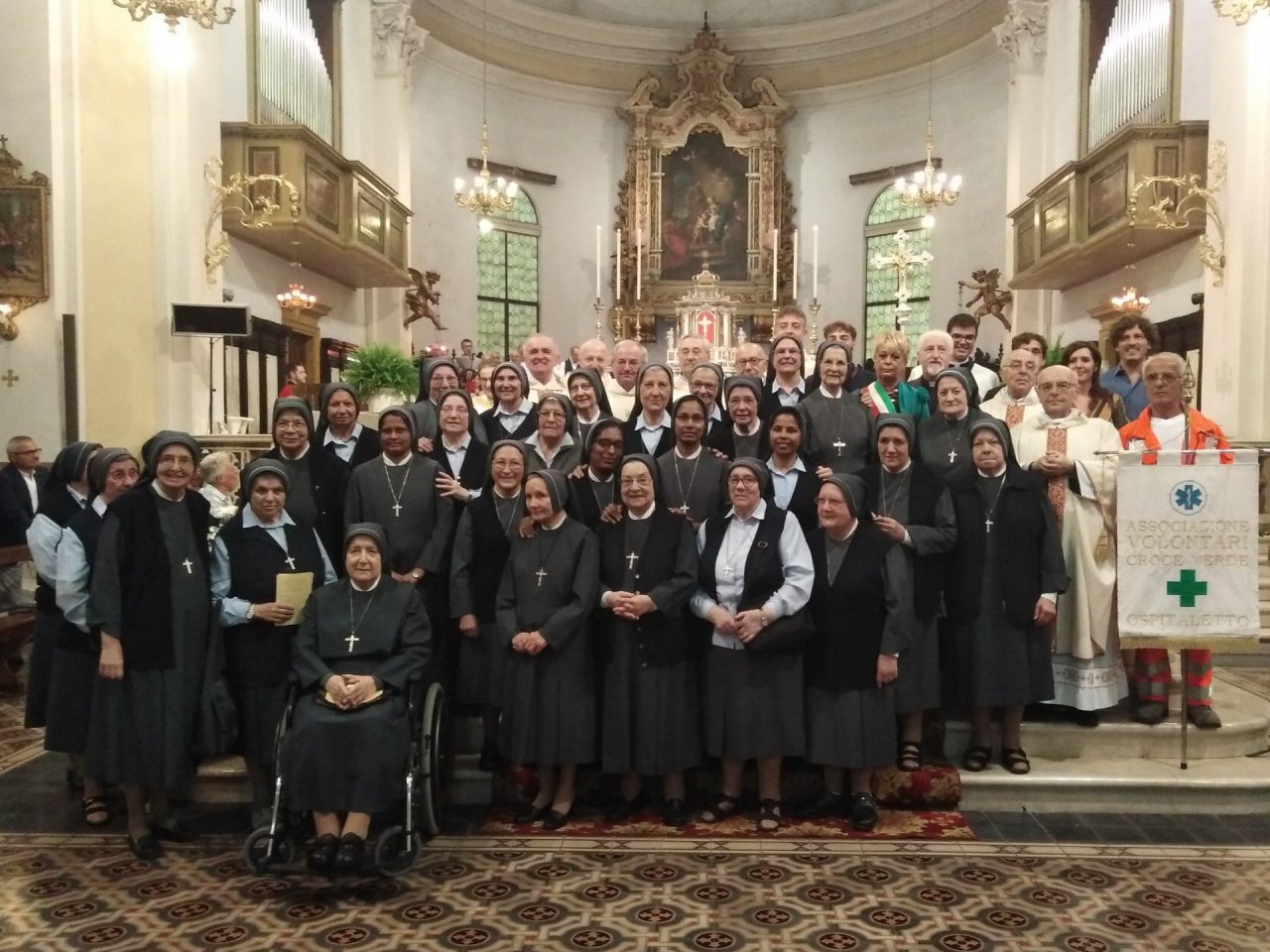 Dopo 135 anni Castegnato saluta le amate suore di Maria Bambina