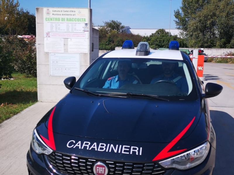 Perseguita l’ex moglie, arrestato dai Carabinieri