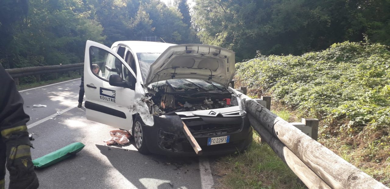 Gardesana Occidentale chiusa per incidente tra Salò e Roè Volciano