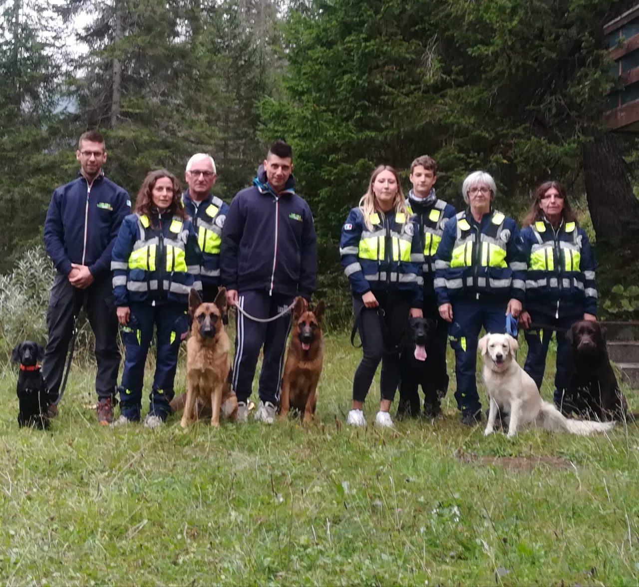 Autunno in cascina a quattro zampe con i Lupi Grigi