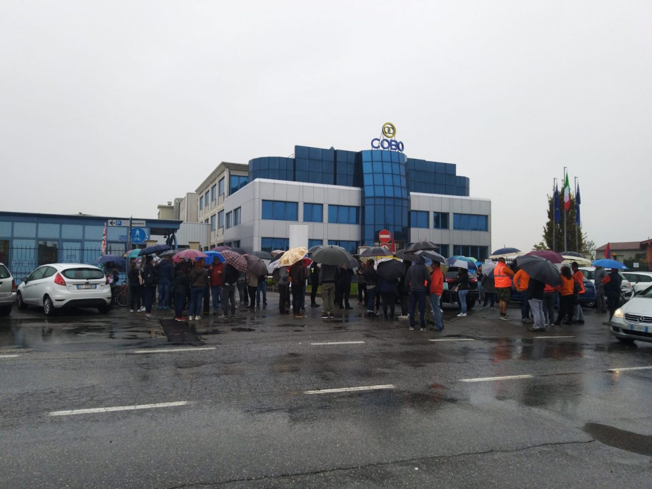Sciopero alla ditta Cobo Spa di Leno