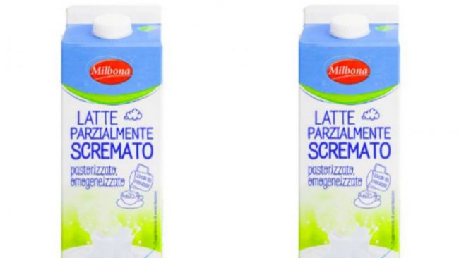 Lidl richiama latte parzialmente scremato Milbona per rischio microbiologico