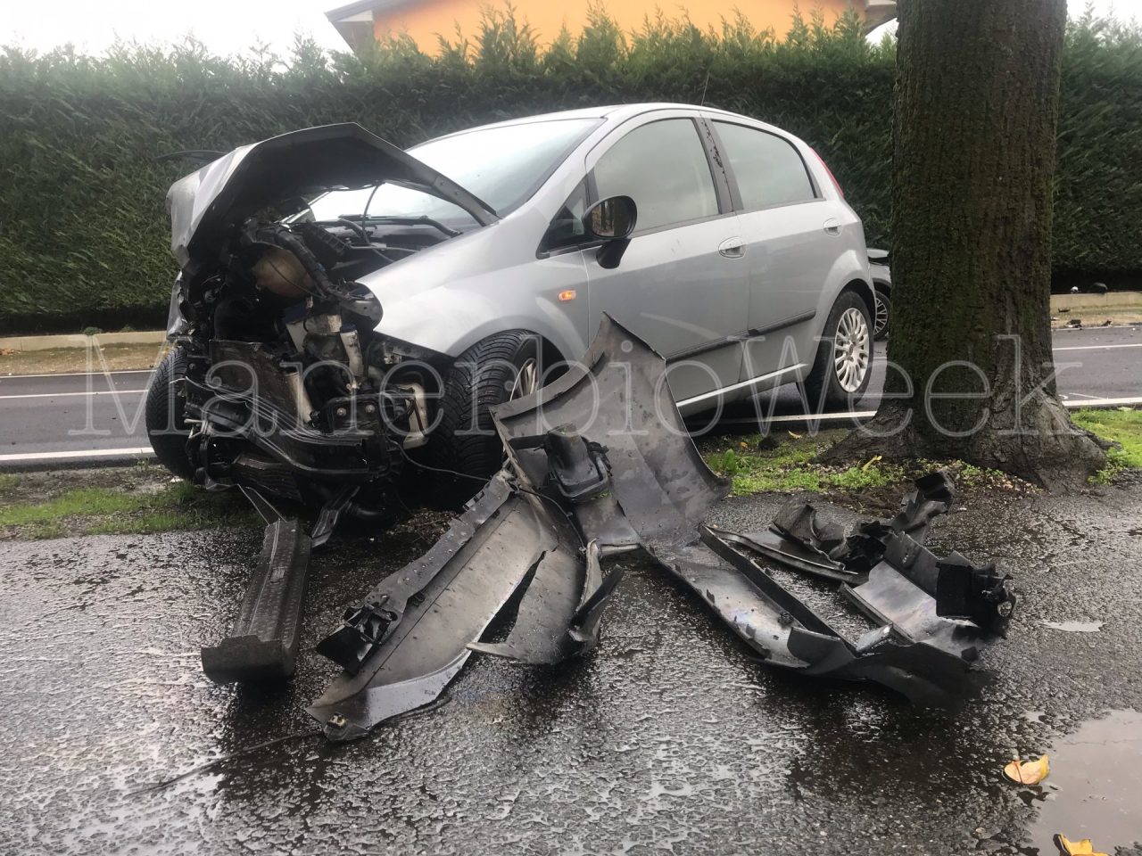 Frontale in via Europa ad ALFIANELLO due feriti