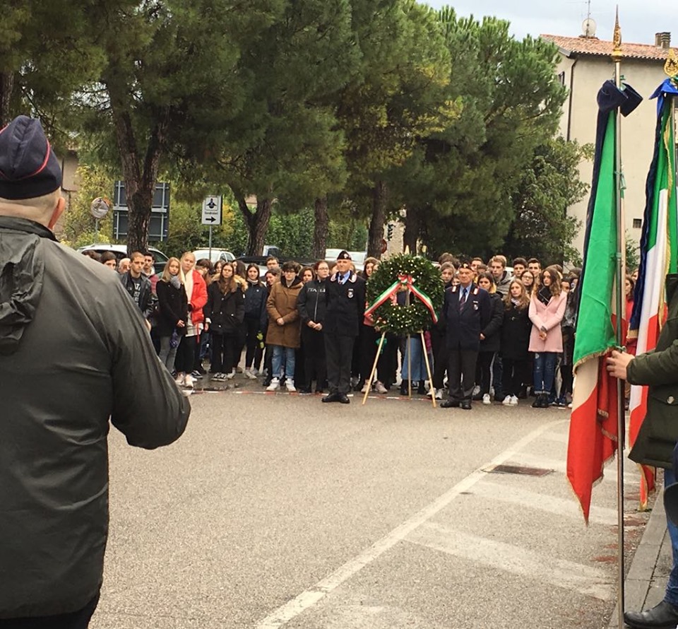 Caduti di Nassirya, Salò li ricorda nel piazzale della locale caserma