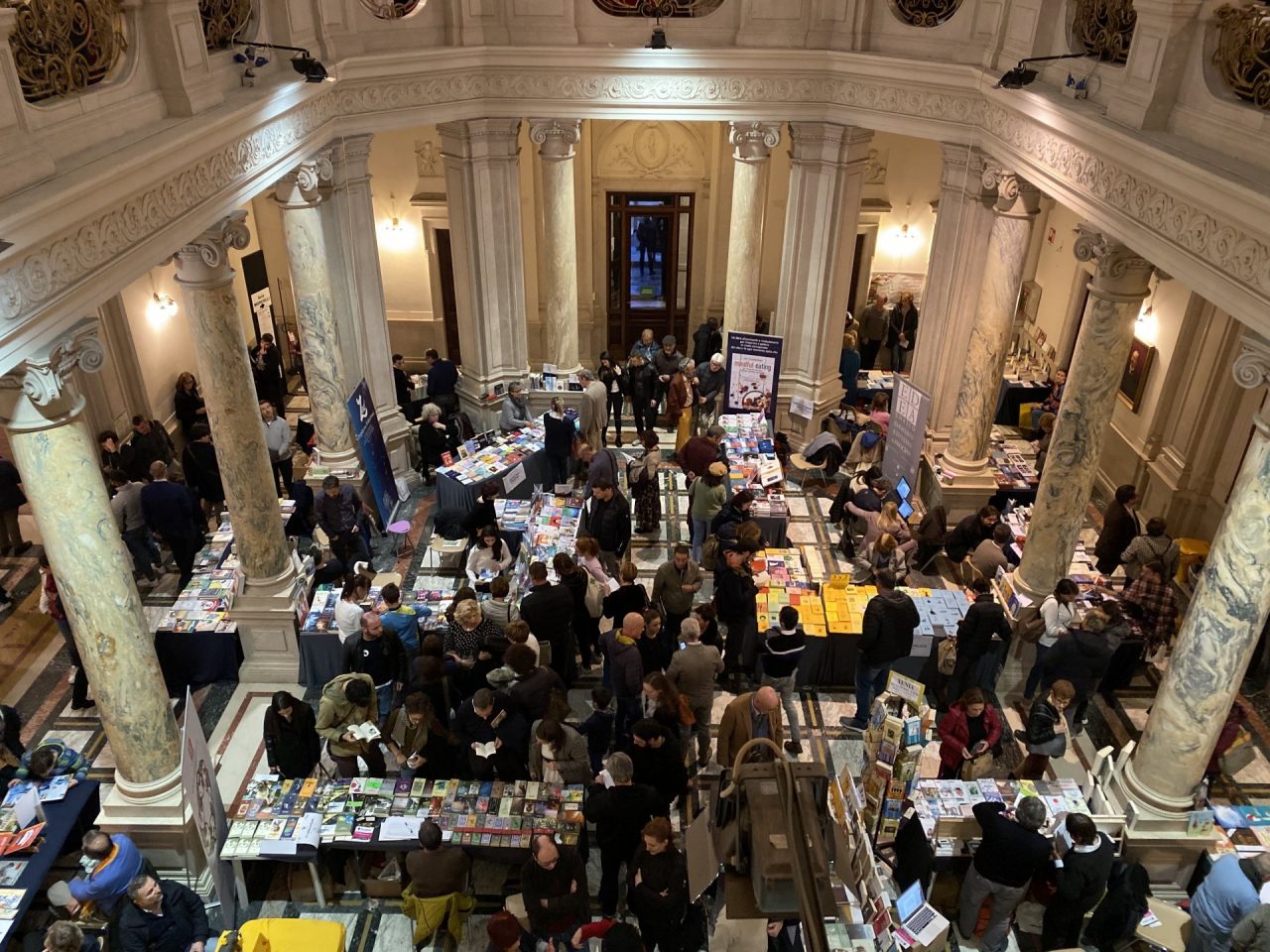 La Microeditoria saluta la Villa e vola sul web