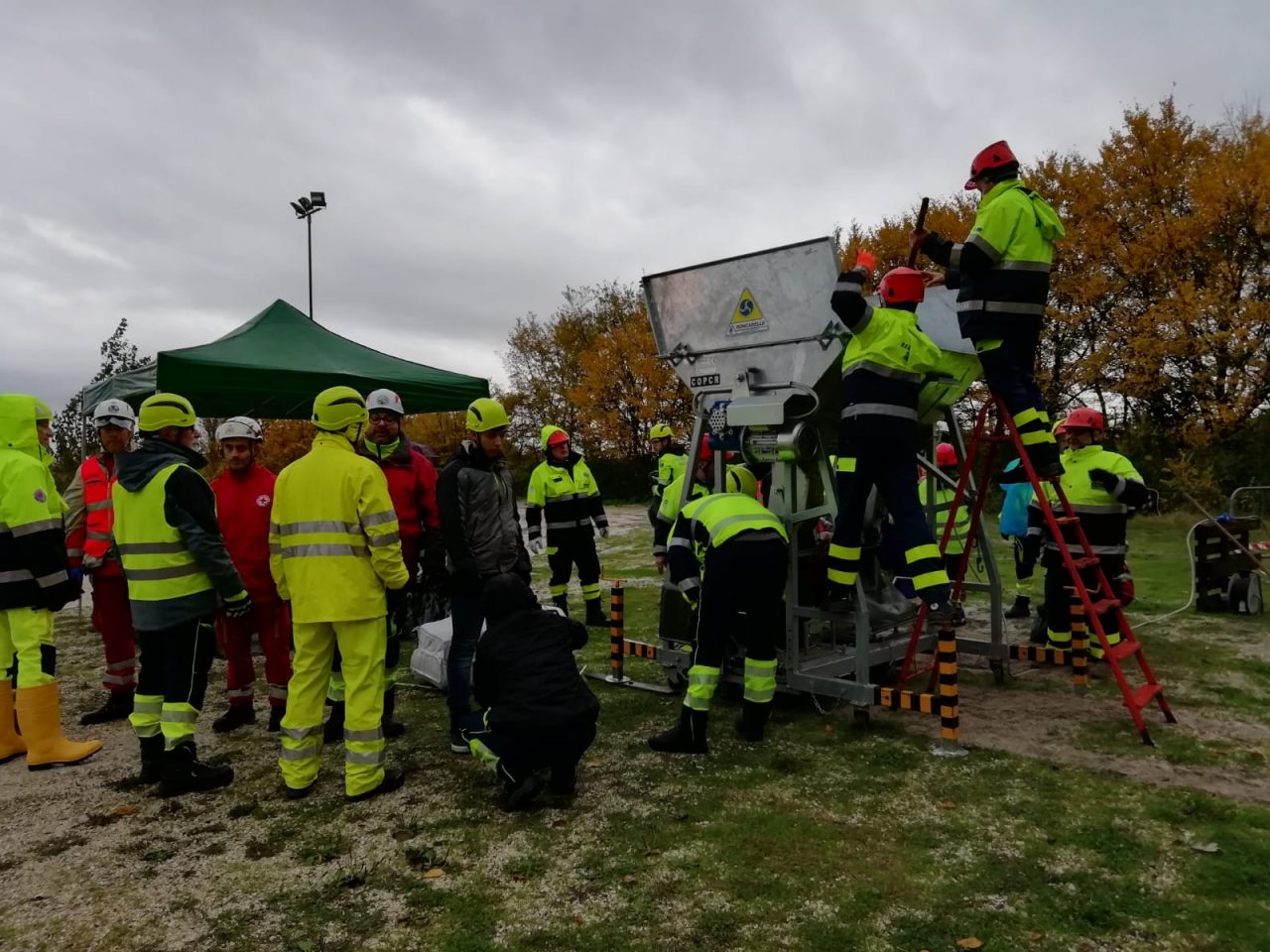 Esercitazione in corso a Desenzano con Prociv e Croce Rossa