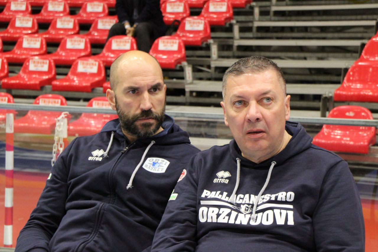 Basket Orzinuovi: esonerato il coach Stefano Salieri