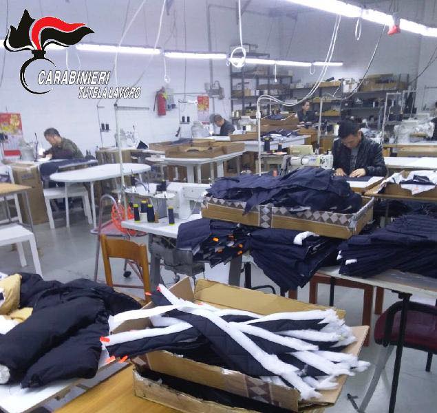 Caporalato: arrestata la titolare di un laboratorio tessile