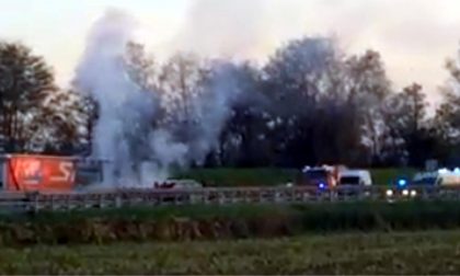 Morto nel rogo della sua auto sulla A21: era un dirigente del Penny