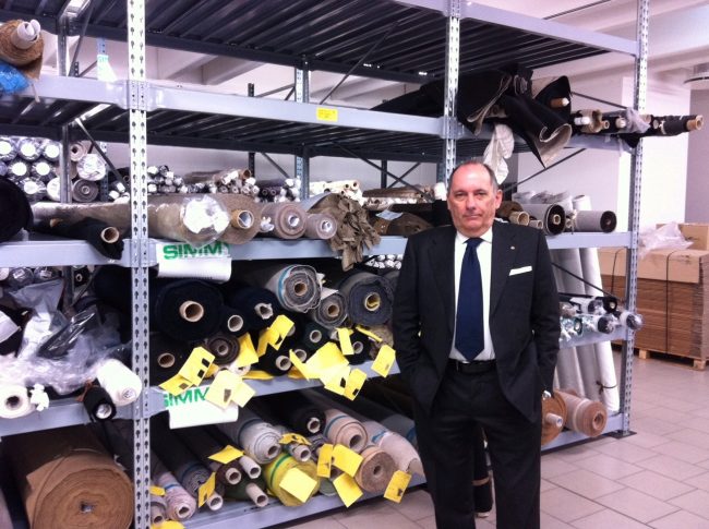 Imprenditore dona il 49% delle azioni milionarie ai suoi dipendenti