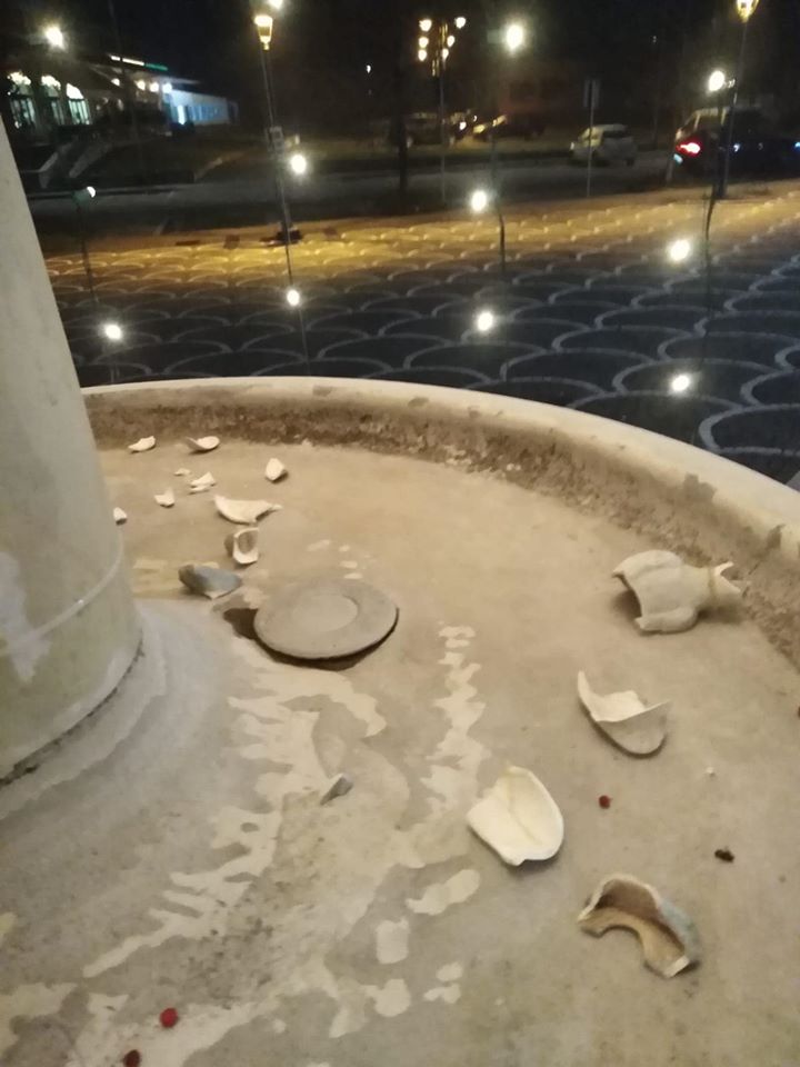 Vandali distruggono presepe e luminarie a Calvisano