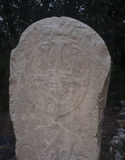 Il Comune acquista il cippo del 1700 simbolo di Mantova e Venezia