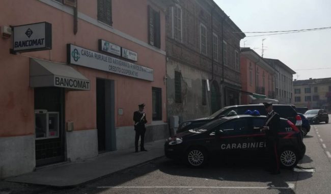 Ruba un borsello da un’auto: denunciato 46enne di Ospitaletto