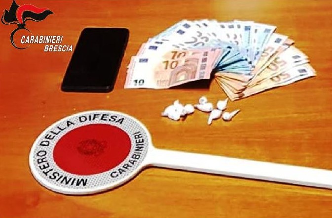 Via vai nella zona industriale di Visano, arrestato spacciatore