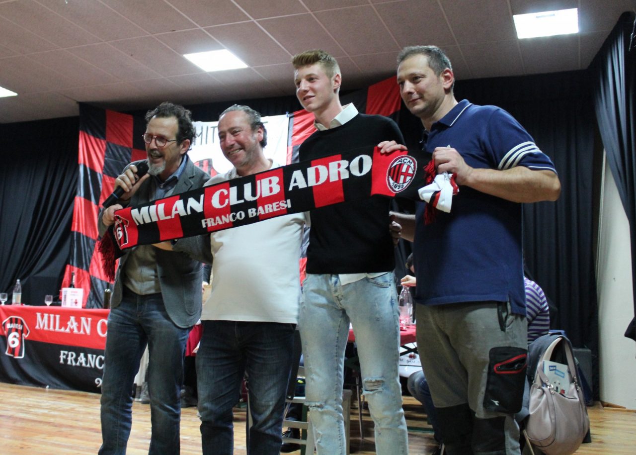 Due ospiti speciali allo spiedo del Milan Club Adro