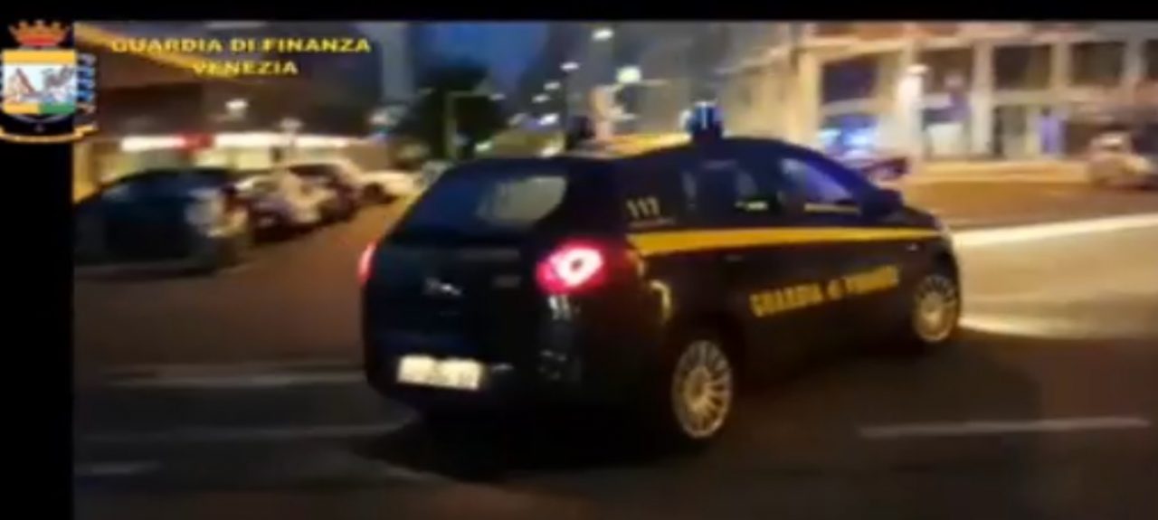 Maxi operazione antidroga: 10 arresti e 22 provvedimenti cautelari VIDEO