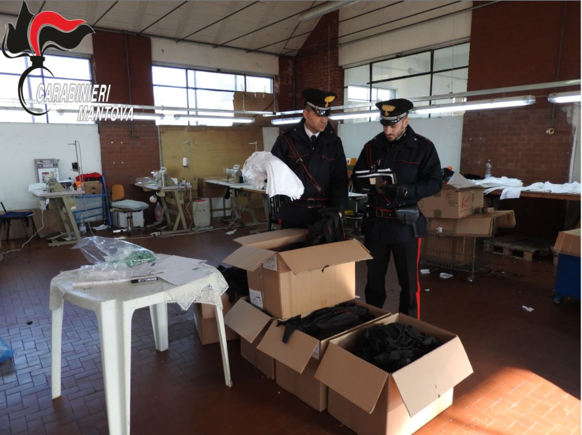 Turni massacranti e salario minimo: due arresti per sfruttamento del lavoro