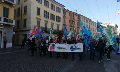I dipendenti ex Auchan si appellano al Prefetto VIDEO