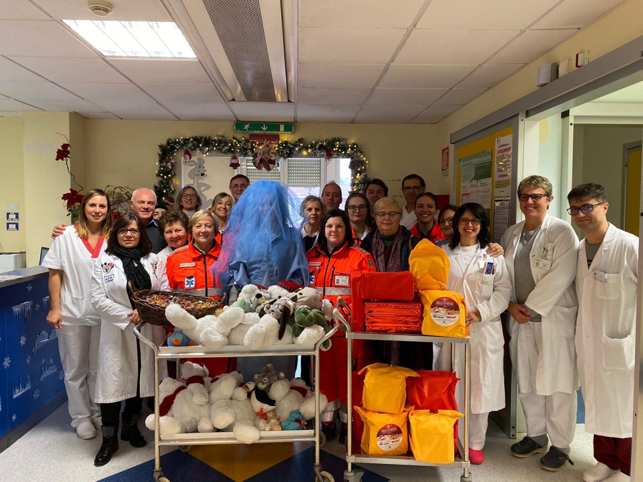 Santa Lucia è arrivata in Pediatria all’ospedale di Chiari