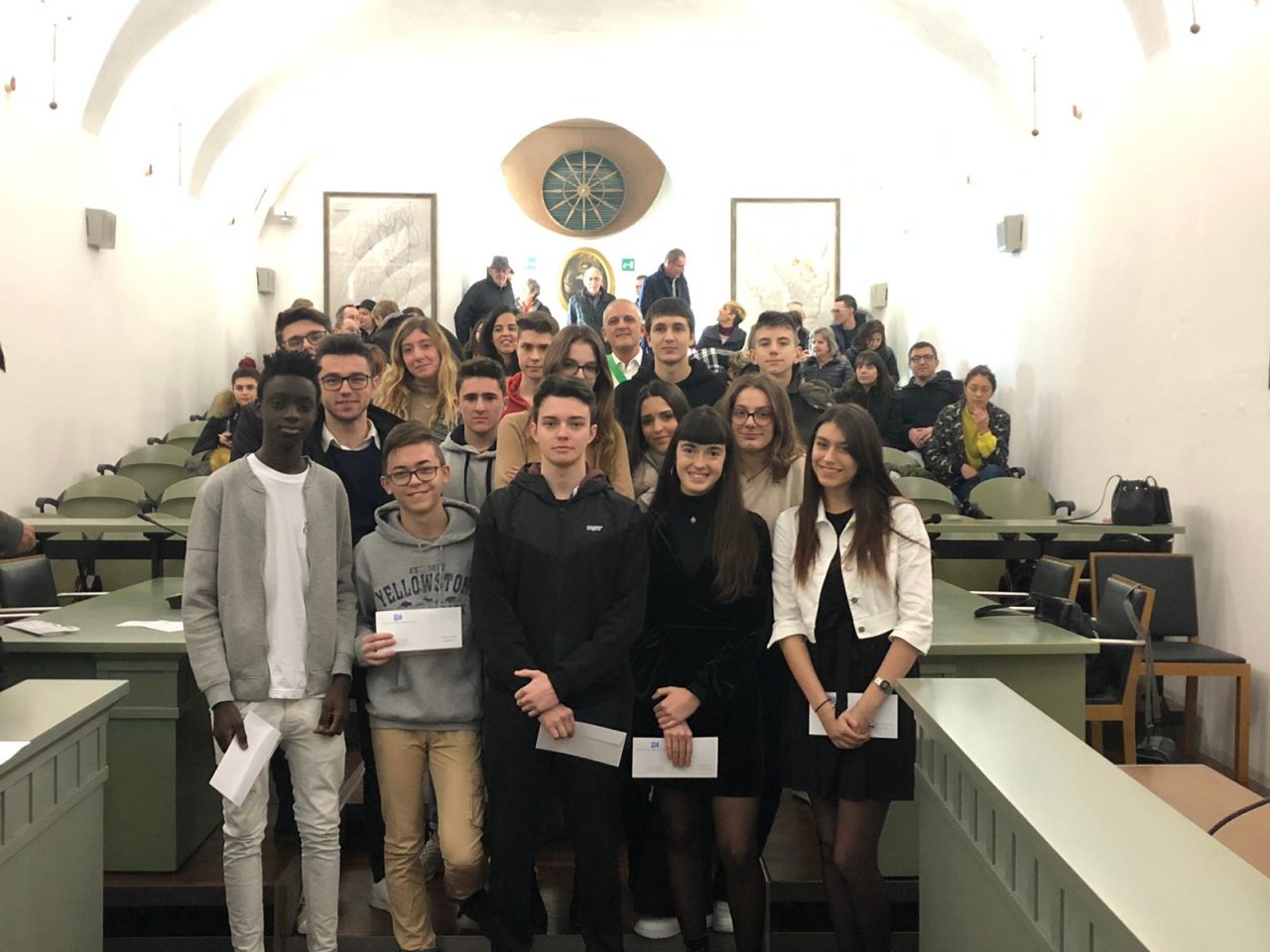 Consegnate le borse di studio ai genietti di Provaglio