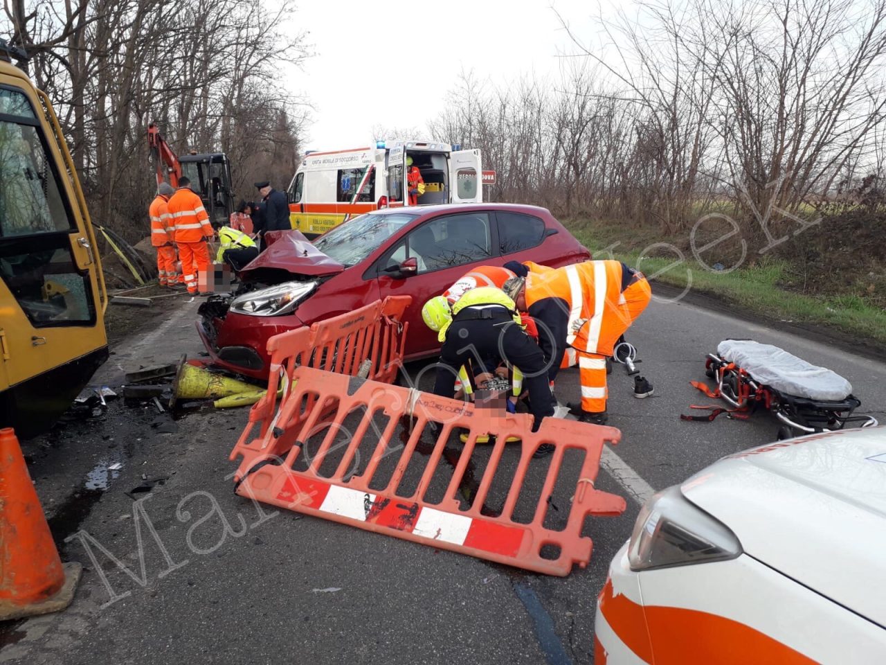 Grave schianto sulla Quinzanese: auto travolge un operaio
