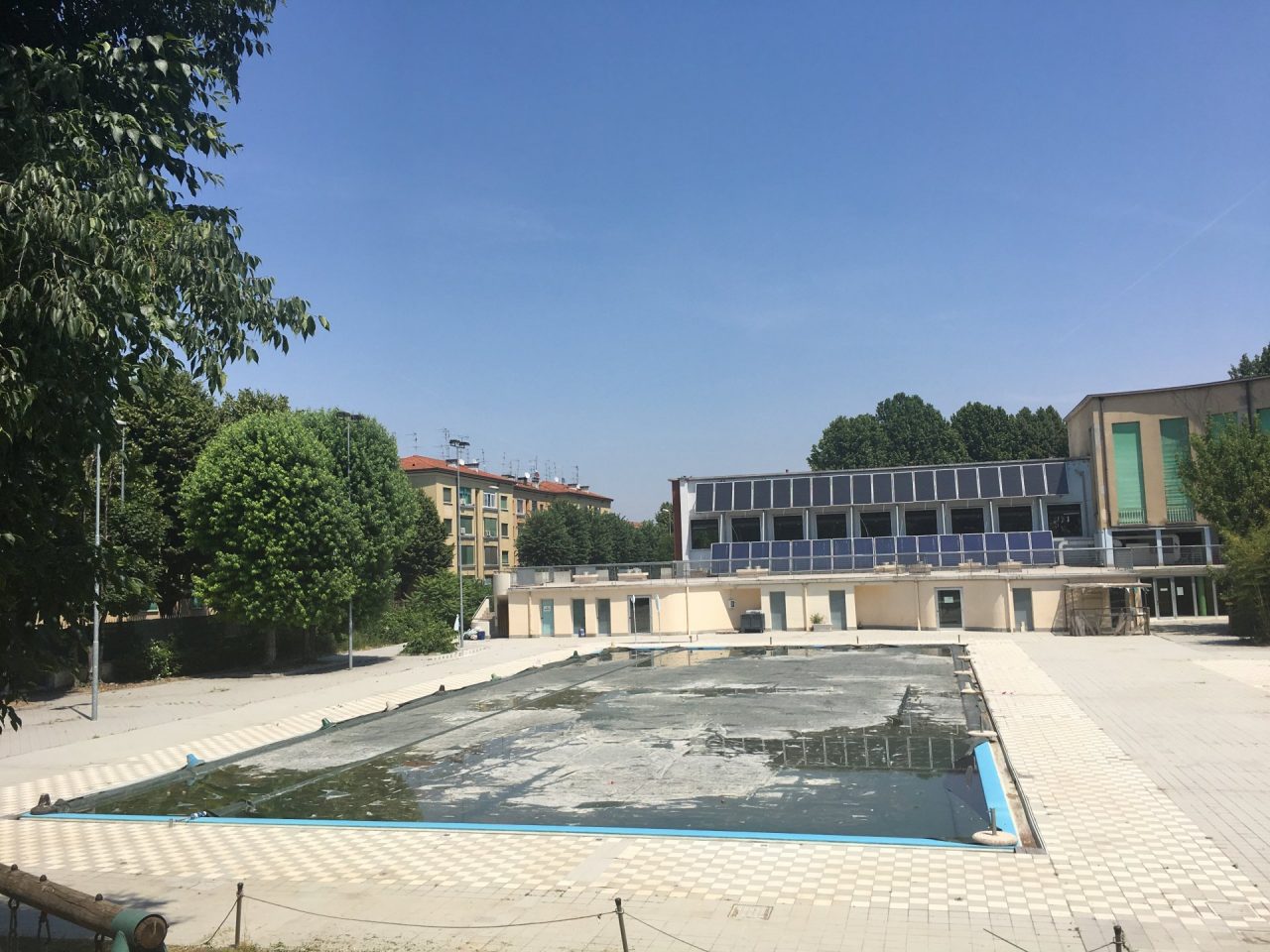 Stop ai lavori alle piscine di Manerbio, la Lega: «Ci avevamo visto bene»