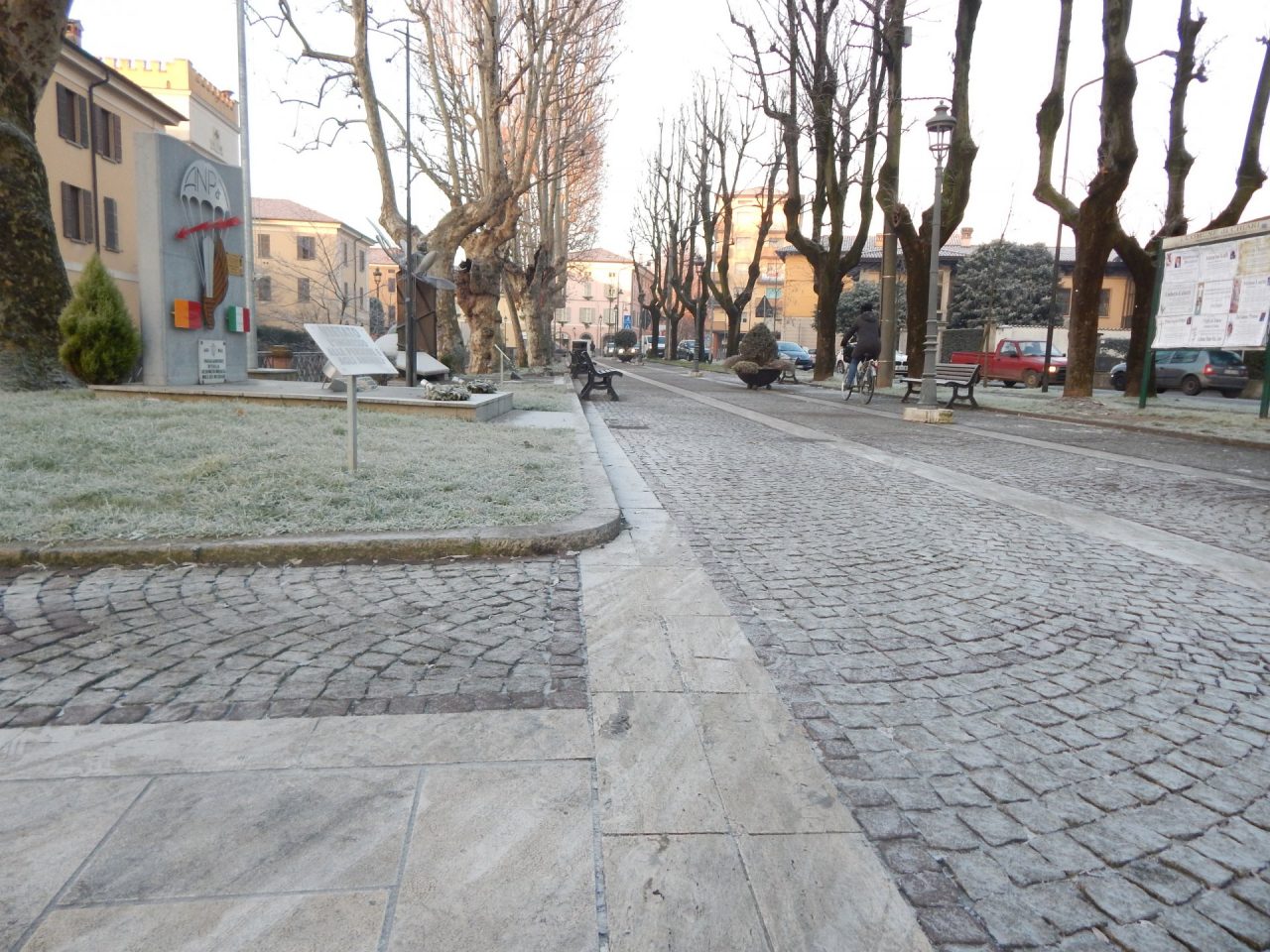 Attenti a non scivolare con la galaverna: l’invito della Protezione civile di Chiari