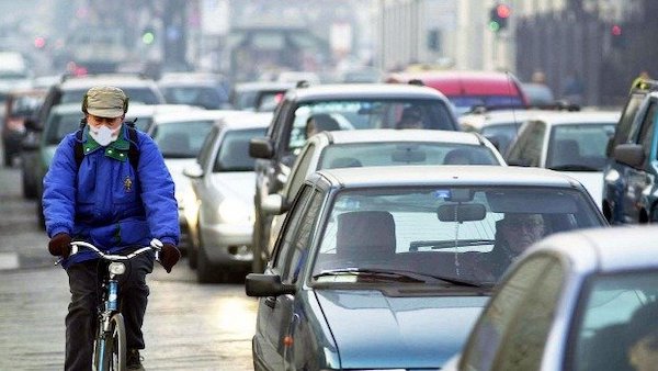 Ore perse nel traffico: Milano e Roma nella top ten mondiale