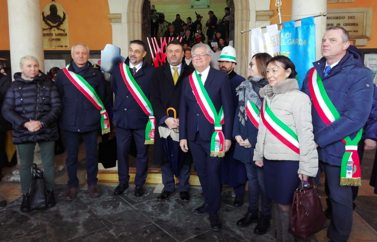 Taglio del nastro per la 62esima fiera regionale di Lonato del Garda