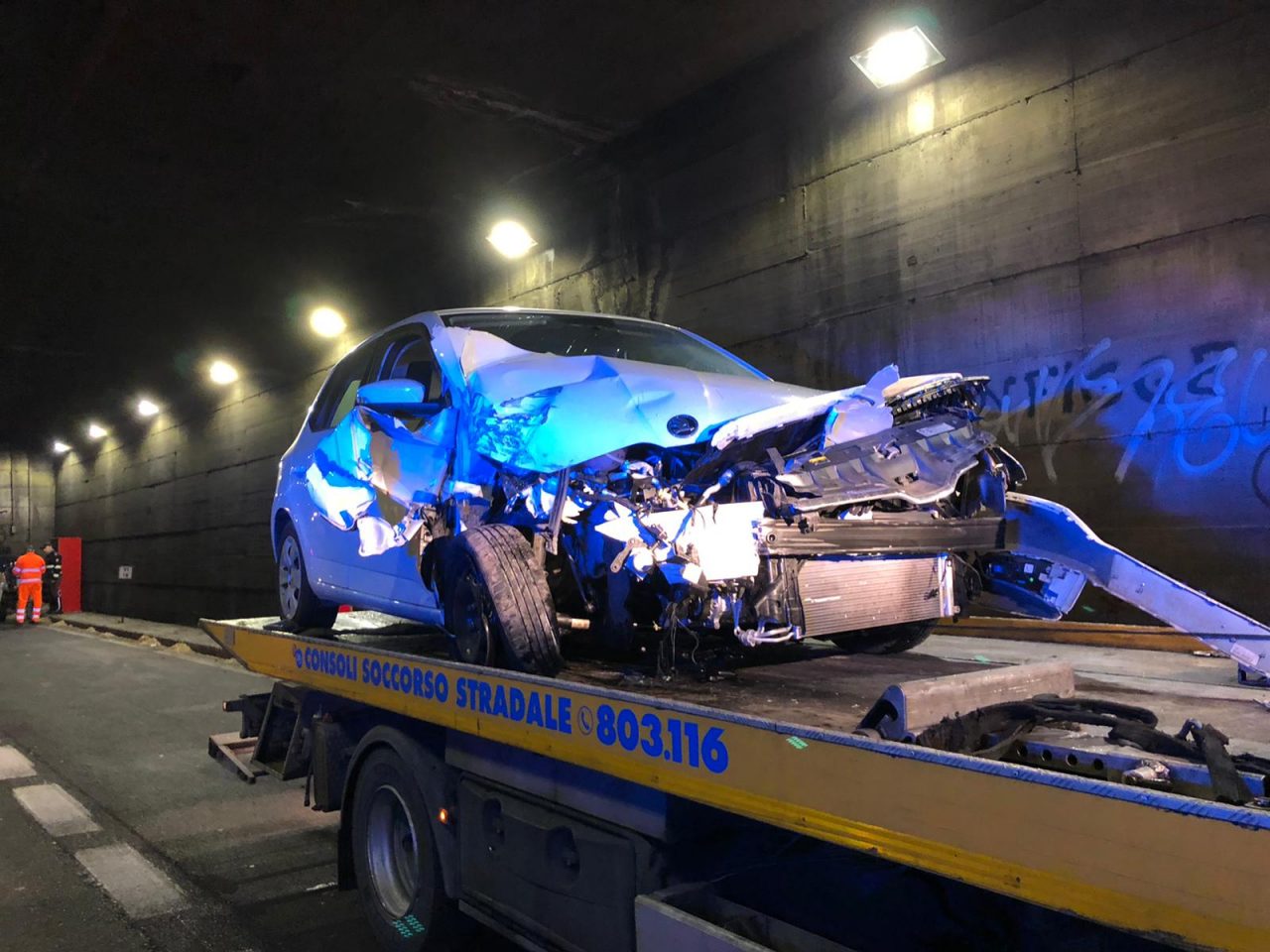 Schianto in galleria Covelo: un veicolo è finito contro un ostacolo sulla sp510