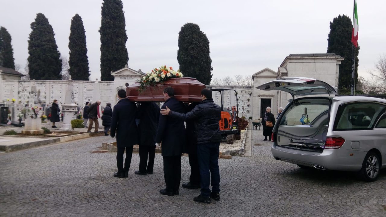 Castenedolo saluta l’amata professoressa Boschetti