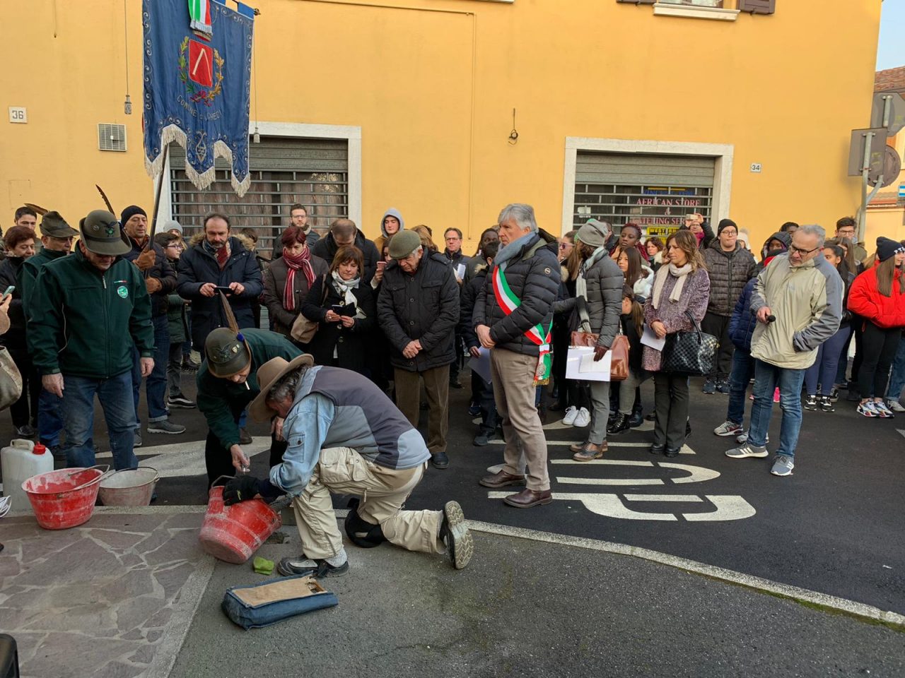Pietre di inciampo, gli studenti ghedesi si fanno custodi di memoria e libertà FOTO