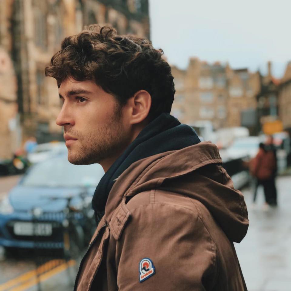 “Figli delle favole”: l’album d’esordio di Matteo Faustini