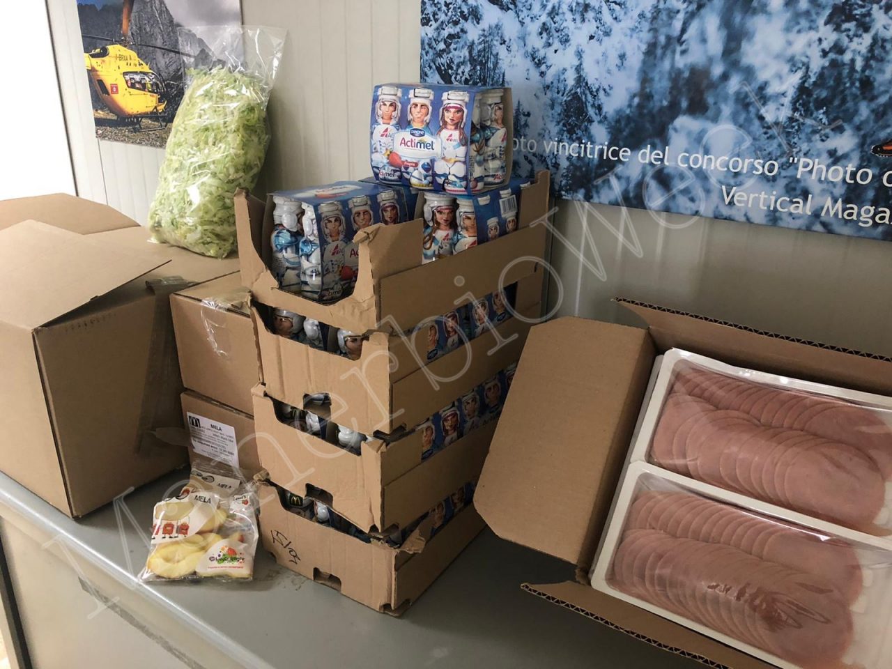 Generi alimentari donati dal Mc Donald’s di Cadignano agli Spedali Civili