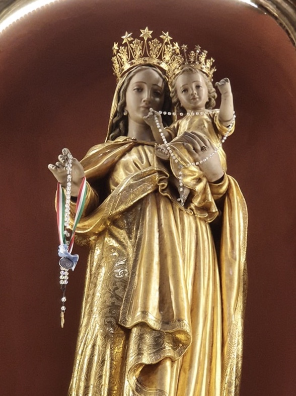 Pontevico il sindaco dona alla Madonna il simbolo della comunità