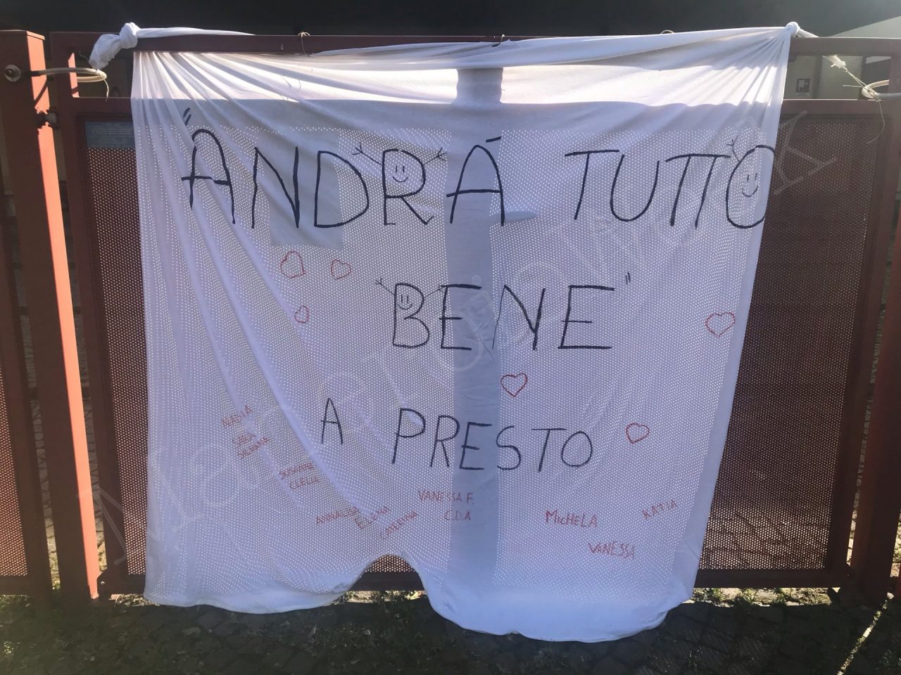 Parole rassicuranti in un mix di colori per gli asili di Pontevico